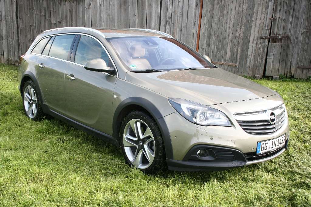 Opel Insignia Country Tourer 2.0 SIDI Turbo