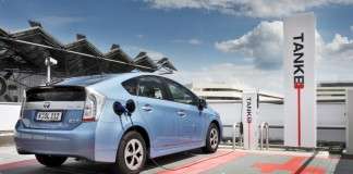 Der Toyota Prius für die Steckdose