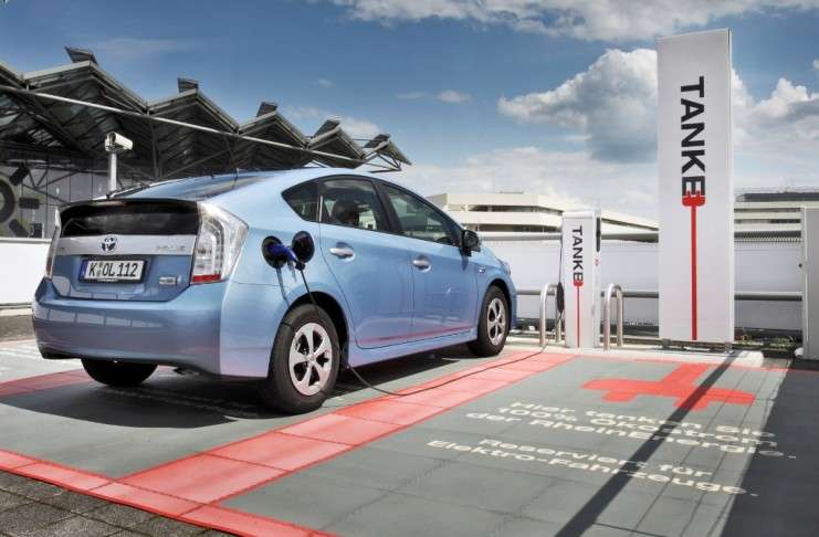 Der Toyota Prius für die Steckdose
