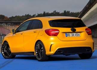 Mercedes A45 AMG: Der Kleine lässt es krachen!