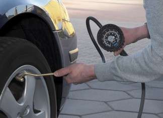 Ratgeber: Reifen vor dem Urlaub prüfen