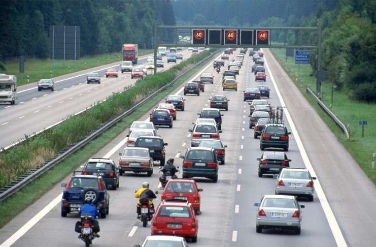 Stauprognose: Teilweise volle Straßen