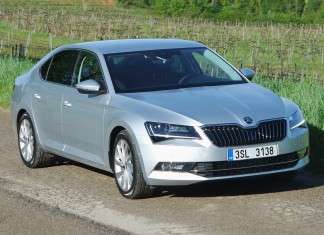 Neuer Skoda Superb: Der schönere Passat?