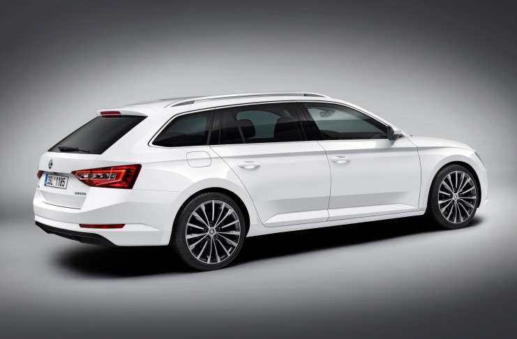 Skoda Superb Combi: Eleganter Raum-Riese