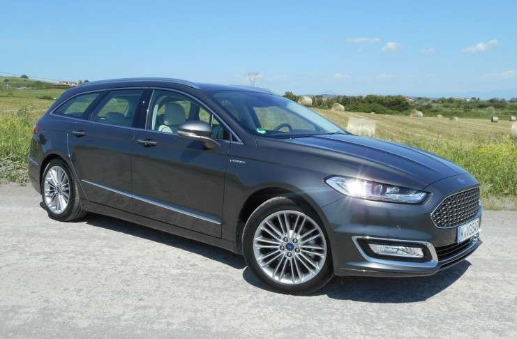 Ford Mondeo Vignale: Understatement