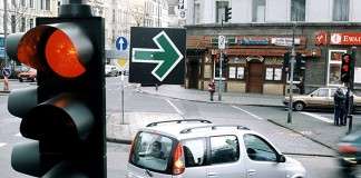 Richtiges Verhalten an der Ampel