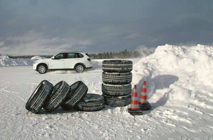 AUTO BILD Winterreifen-Test 2016: Billig-Reifen bringen’s nicht AUTO BILD Winterreifentest 2016