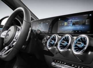 Die neue A-Klasse: Ein Cockpit wie im Sternenkreuzer Die neue Mercedes A-Klasse