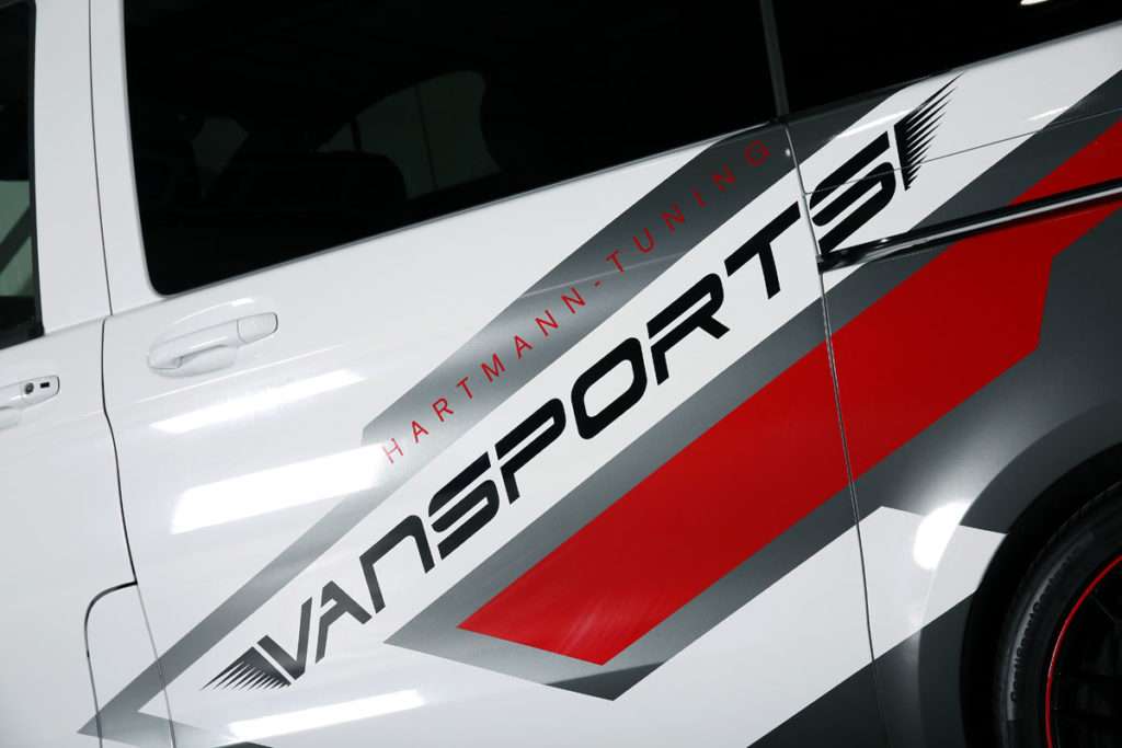 VANSPORTS white SportsVan