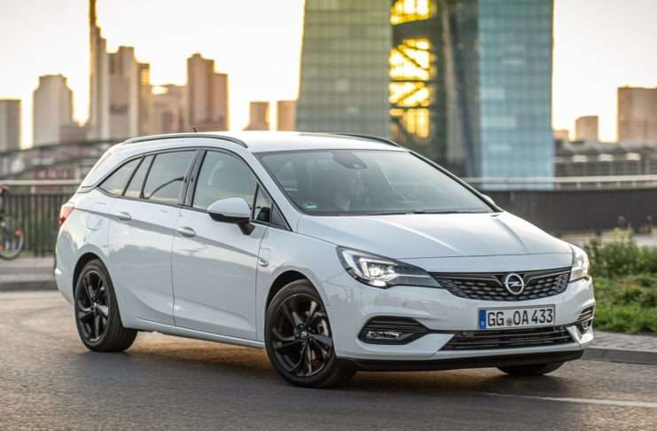 Opel Astra K Facelift: Aller guten Dinge sind drei Zylinder Opel Astra K 2019 Sportstourer